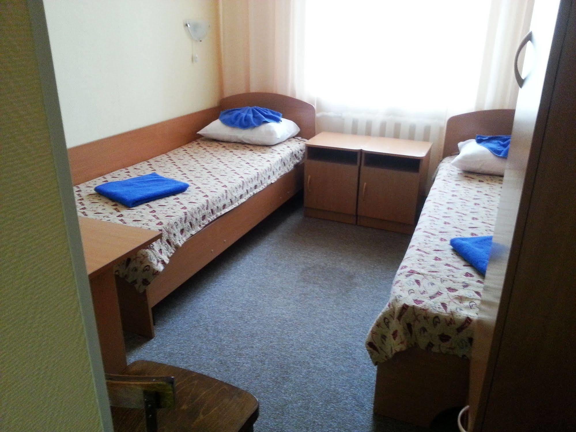 Sever Hotel - Hostel Krasnojarsk Buitenkant foto